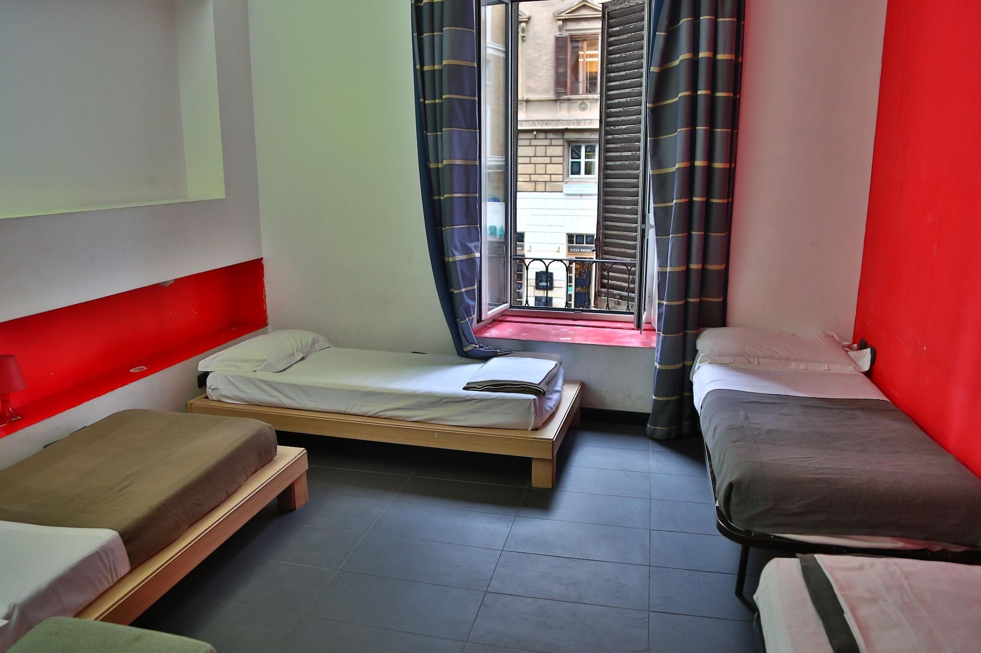 M&J Place Hostel Рим Екстериор снимка
